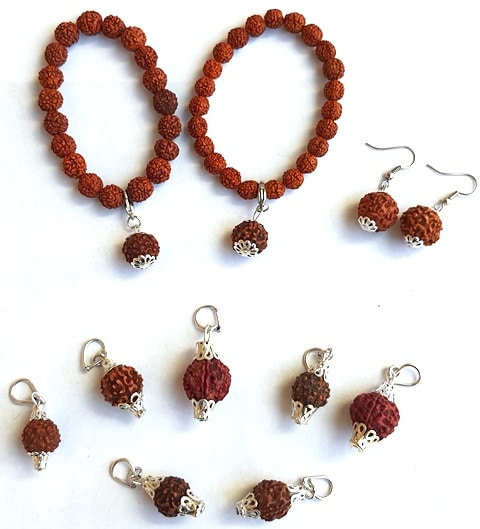 REF209 – Bracelet, Pendentif, Boucles d’oreilles, en Graines de Rudraksha