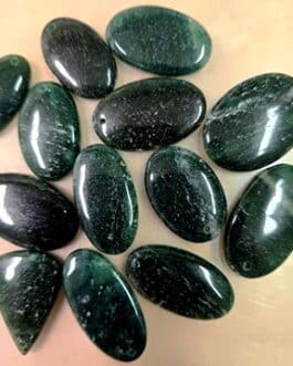 ..GALET PERCE AVENTURINE VERTE ..GALET PERCE AVENTURINE VERTE