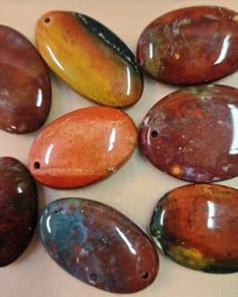 ..GALET PERCE JASPE ROUGE (Reste : 8 Pcs) ..GALET PERCE JASPE ROUGE (Reste : 8 Pcs)