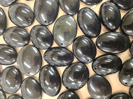 ..GALET PERCE PIERRE DE SOLEIL (Reste : 3 Pcs)