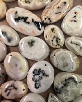 ..GALET PERCE QUARTZ SOLAIRE ..GALET PERCE QUARTZ SOLAIRE